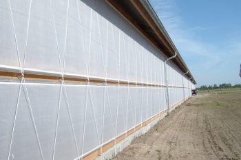 Система светопрозрачных штор