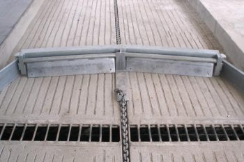 Скрепер цепной