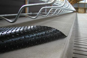 Рулонные маты для боксов